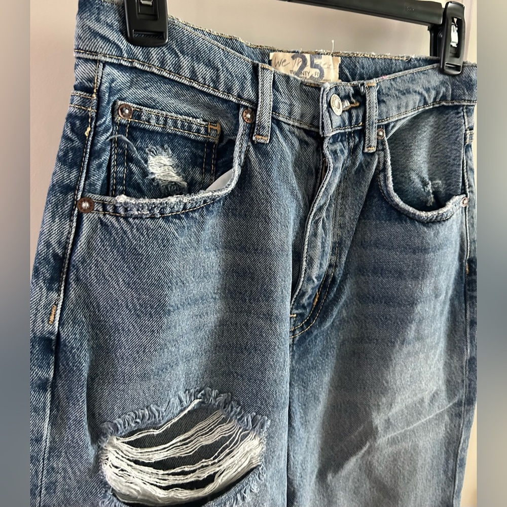 FREE PEOPLE Yosemite B High Rise Distressed Ripped Jeans 25 NWOT - Picture 6 of 11